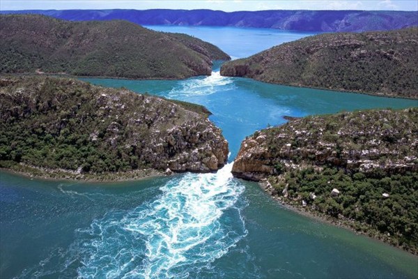 Горизонтальные водопады 4